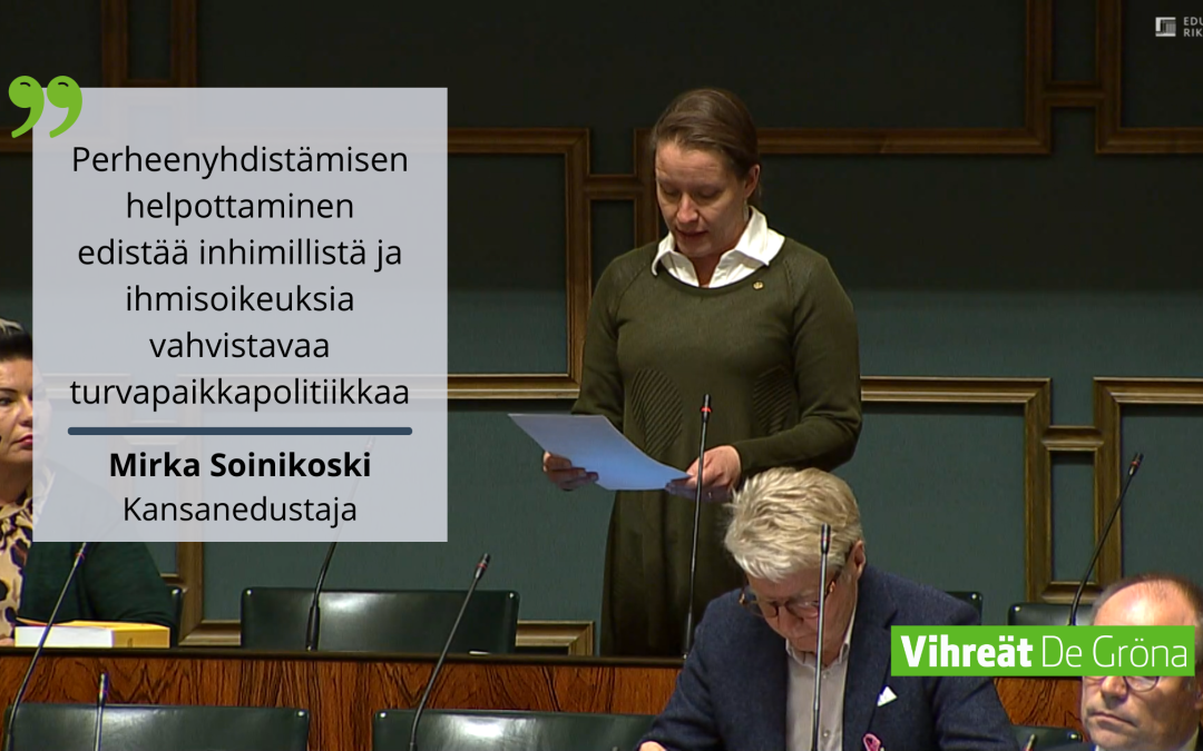 Mirka Soinikoski puhuu eduskunnan täysistunnossa